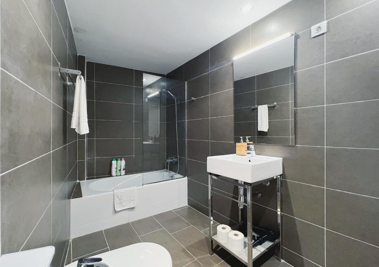 Stay U-Nique Apartments Pellaires Barcelona Eksteriør billede