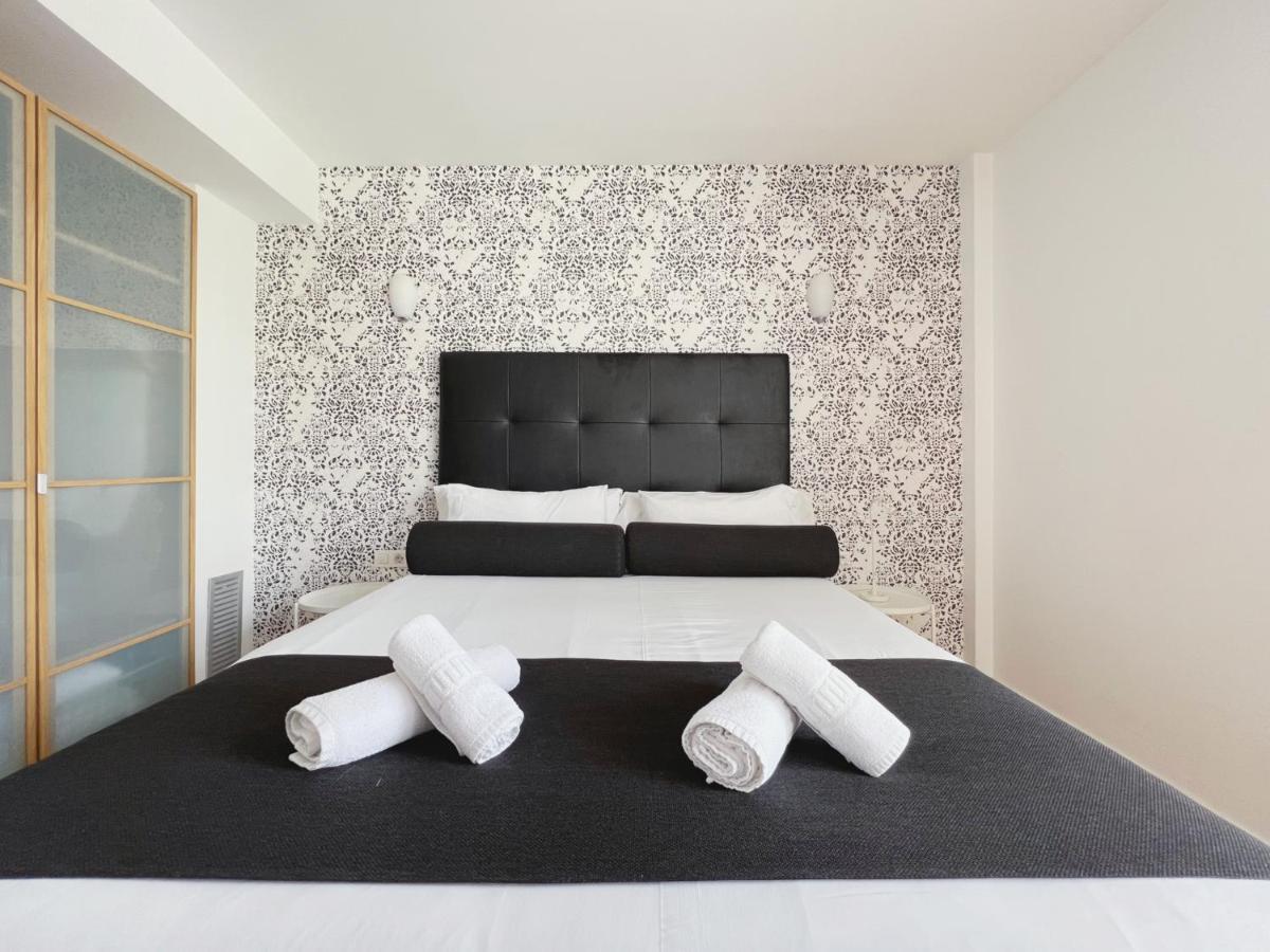 Stay U-Nique Apartments Pellaires Barcelona Eksteriør billede