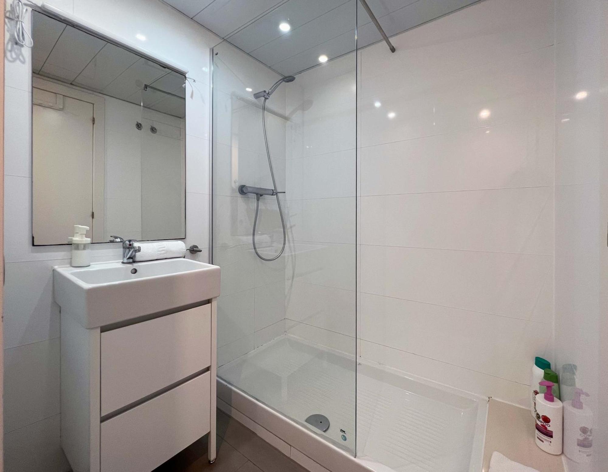 Stay U-Nique Apartments Pellaires Barcelona Eksteriør billede
