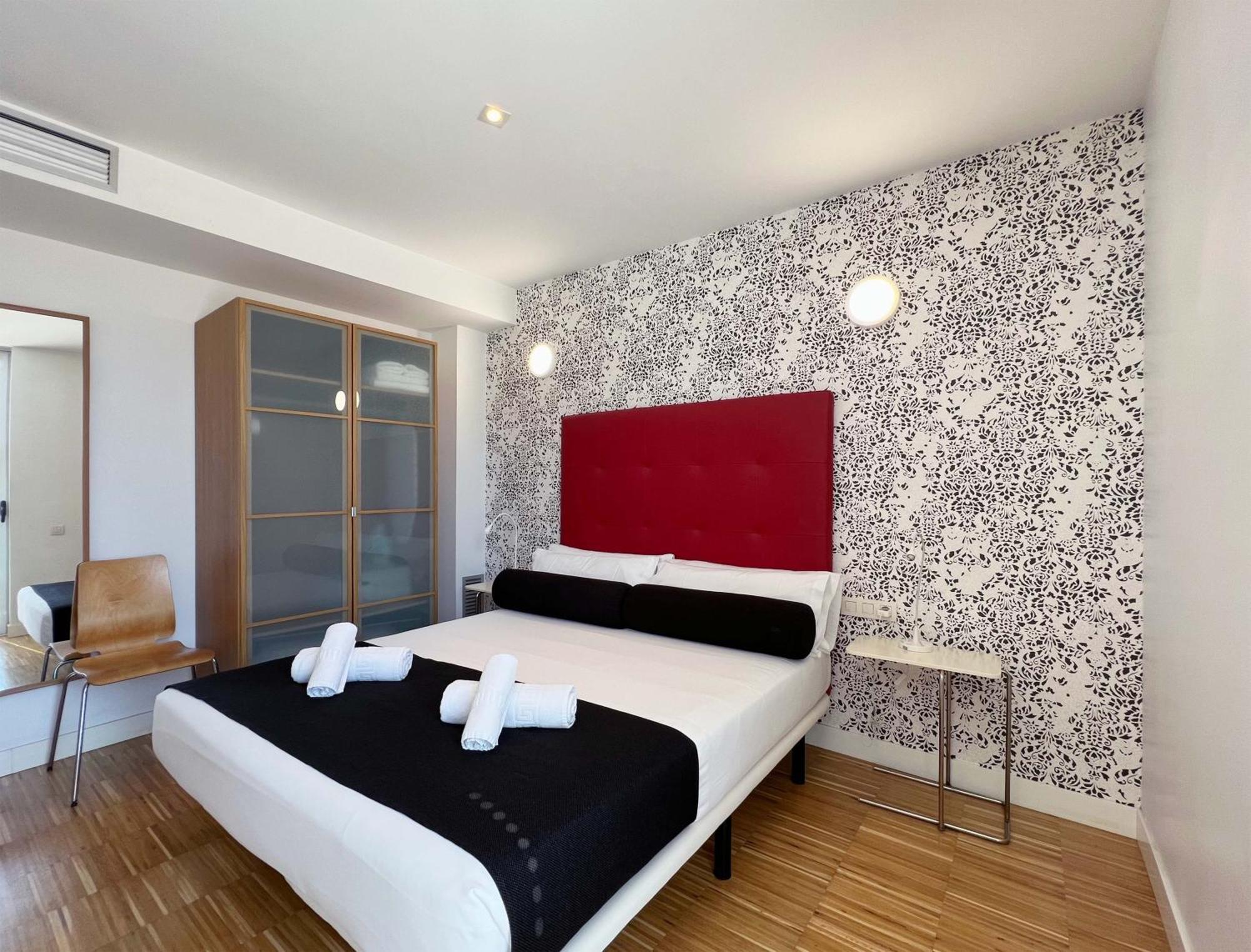 Stay U-Nique Apartments Pellaires Barcelona Eksteriør billede