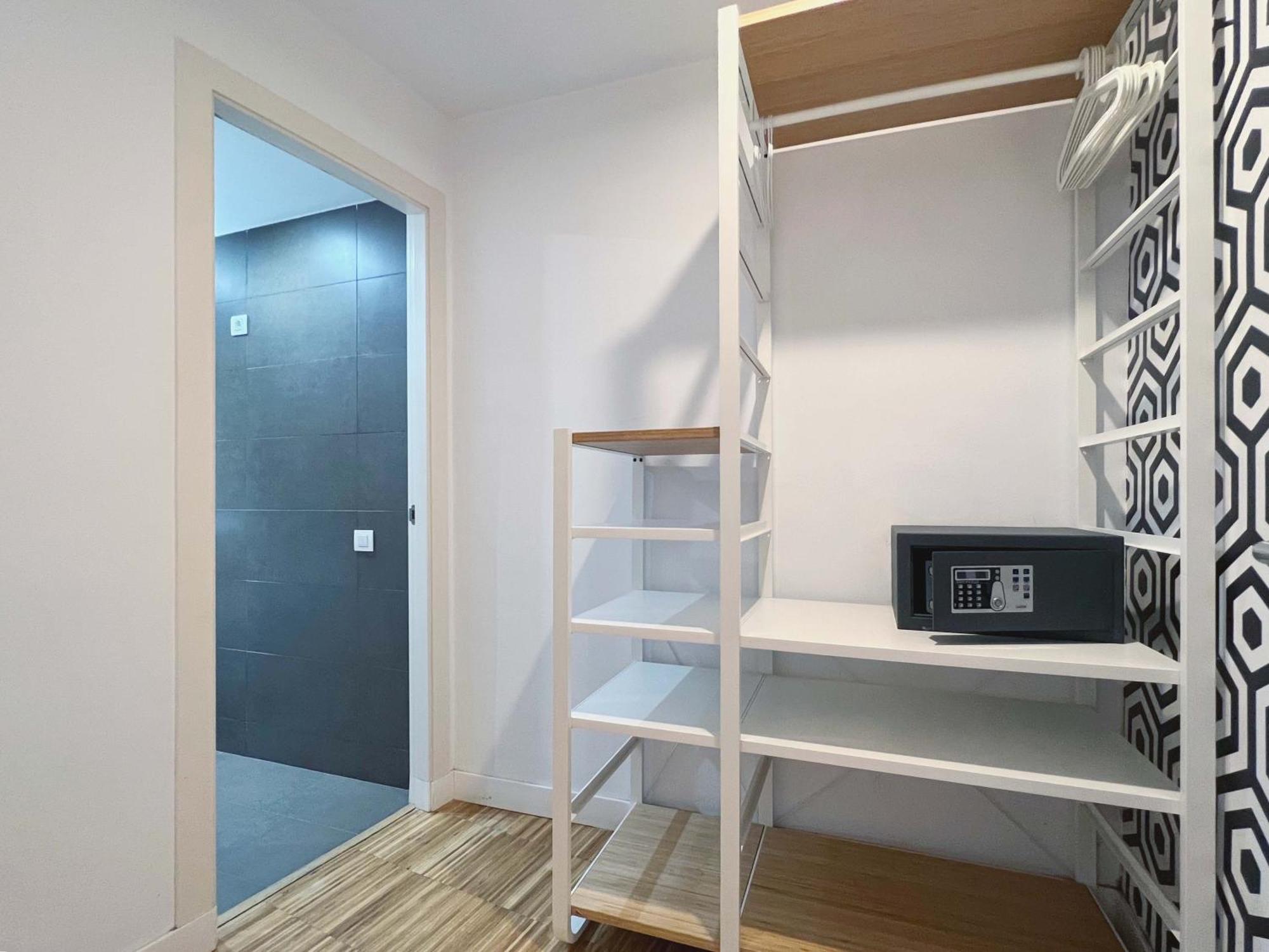 Stay U-Nique Apartments Pellaires Barcelona Eksteriør billede